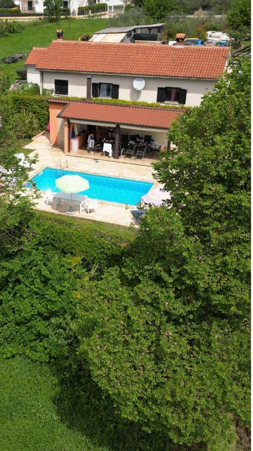 Villa Antonci-18, Pool, 3 Houses, Jacuzzi, Private Territory Antonci  Luaran gambar