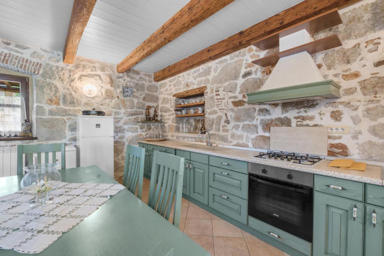 Villa Antonci-18, Pool, 3 Houses, Jacuzzi, Private Territory Antonci  Luaran gambar